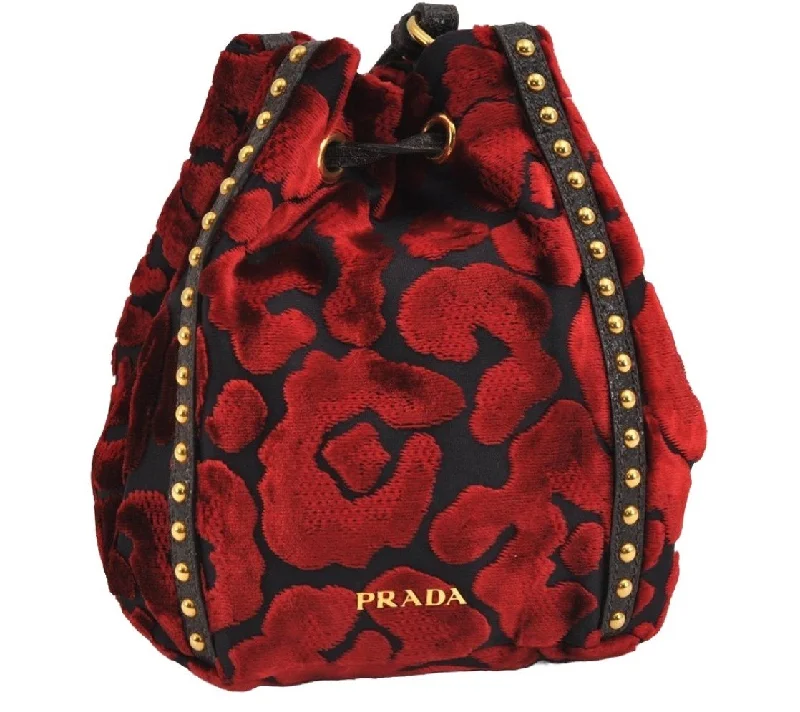 Ladies Prada shoulder bags with a magnetic - closure flap for easy opening and closingAuthentic PRADA Studs Velour Leather Drawstring Hand Bag Purse Red Black 2601J