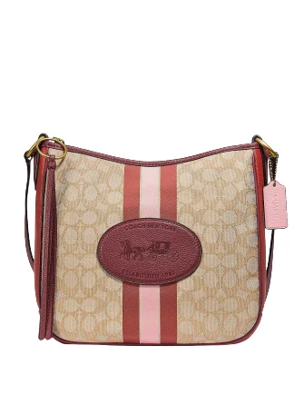 Ladies Coach handbags with a detachable wallet insert for added convenienceCoach Chaise Signature Jacquard Crossbody