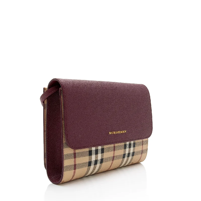 Burberry Bags with Interior Organizers for Easy SortingBurberry Haymarket Check Loxley Crossbody Bag (SHF-IyuLTa)