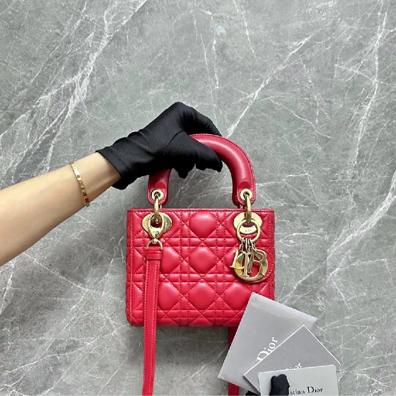 Christian Dior handbags with a removable shoulder strap for versatility*Adjustable Strap* lady Mini Red Lambskin GHW