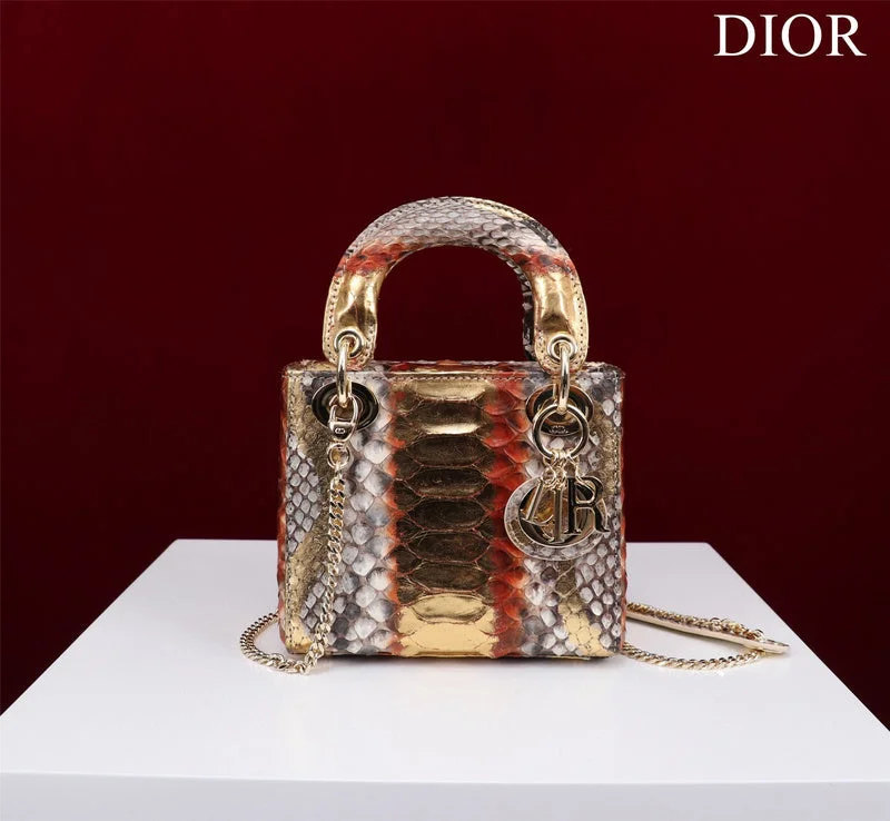 Luxury Christian Dior crossbody bags with a chain - link strapBC - Dior Bags - 1690