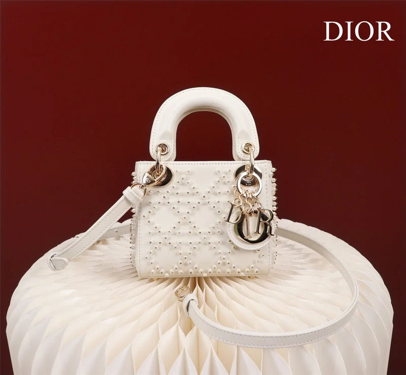 Christian Dior bags with a detachable coin purse insideBC - Dior Bags - 1692