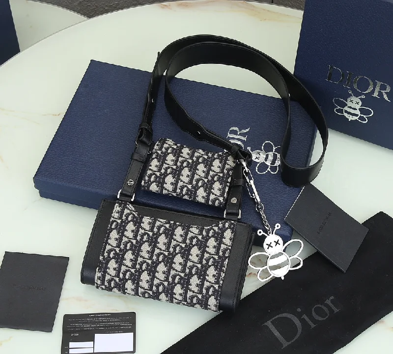 Stylish Christian Dior shoulder bags with a tassel - adorned zipperChristian Dior Bags  878