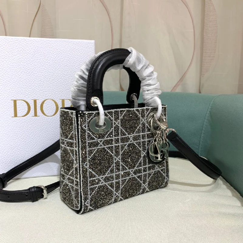 Christian Dior tote bags with a double - handle and shoulder - strap optionChristian Dior Bags  882