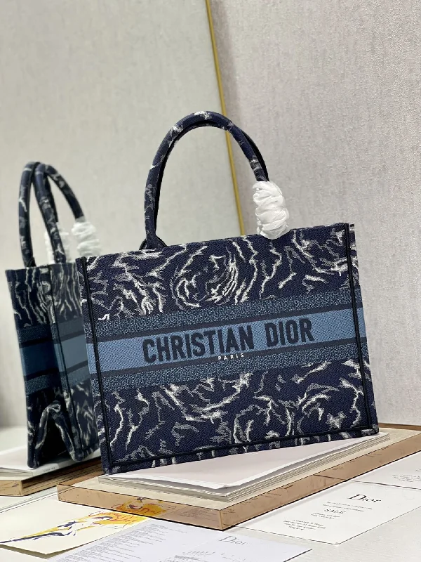 Christian Dior Saddle bags with a distressed leather finishChristian Dior - Luxury Bags  395