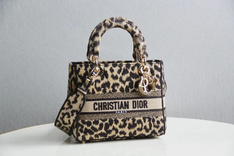 Christian Dior Saddle bags with a studded trim for a bold lookChristian Dior - Luxury Bags  468