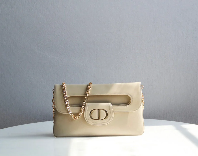 Christian Dior Saddle bags with a patent leather finish for a shiny lookGlitzybags - Dior Bags - 4284