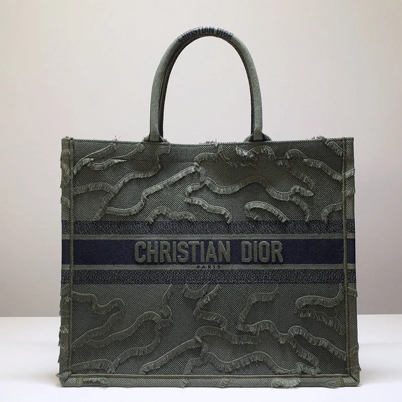 Christian Dior handbags with a detachable mirror for on - the - go touch - upsGlitzybags - Dior Bags - 4322