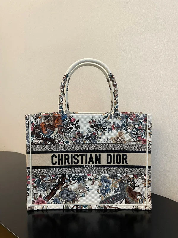 Christian Dior Saddle bags with a patent leather finish for a shiny lookGlitzybags - Dior Bags - 4323