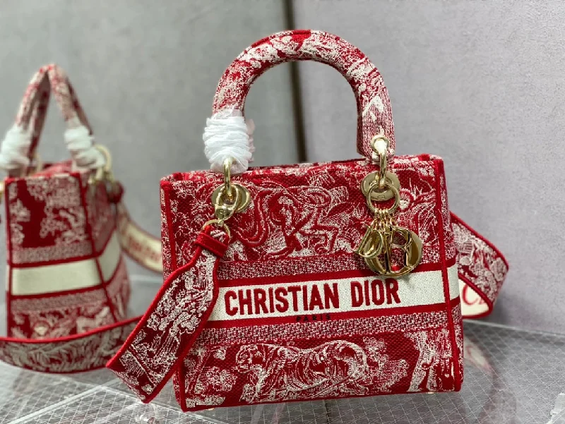 Christian Dior handbags with a back - pocket for quick storageWF - Dior Bag - 526